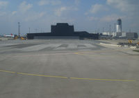  @ Vienna International Airport - edge of Skylink building - by Andreas Ranner