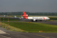  @ Düsseldorf International Airport - busy traffic on taxiway - by Loetsch Andreas