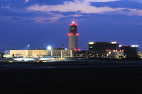  - Vienna International Airport - by Chris Jilli