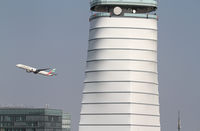  - climbing up rwy 34 - by Thomas Ranner