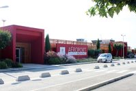 Avignon Caumont Airport photo, click to enlarge