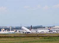  - Lift off on rwy 25C... - by Holger Zengler