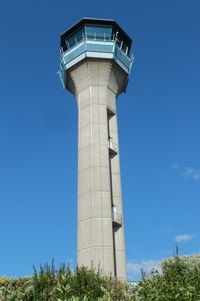 London Luton Airport photo, click to enlarge