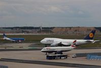 - A Anglo-German and also a Lufthansa family picture... - by Holger Zengler