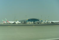  @ Dubai International Airport - edge - by Thomas Ranner