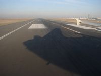  - cross runway 26R  - by Jean Goubet-FRENCHSKY