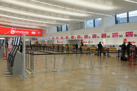  - Vienna International Airport - Terminal 1 - by Chris Jilli