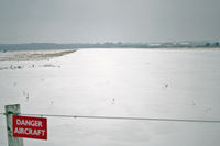  - Runway 25 inoperative! - by OldOlympic