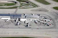  @ Detroit Metropolitan Wayne County Airport - McNamara Terminal - by Florida Metal