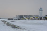  - Vienna Airport in snow - by Dietmar Schreiber - VAP