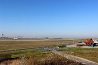  - Southern view over LEJ from visitor´s terrace at rwy 08L/26R...... - by Holger Zengler