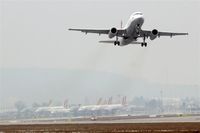  - Outbound traffic is leaving rwy 07.... - by Holger Zengler