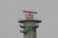  - TA10 primary radar below AS909 antenna, Toulouse-Blagnac (LFBO-TLS) surveillance Airport - by Yves-Q