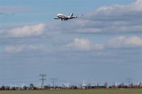  - Inbound traffic on final for rwy 26L..... - by Holger Zengler