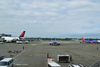  - Sun Country arrival at gate - by metricbolt