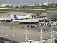  - Fort Lauderdale-Hollywood Int'l Airport - by Ron Coates