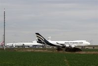  - All in all there´s an american majority on apron 1 today... - by Holger Zengler