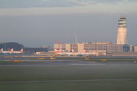  - Vienna International Airport - by Thomas Ranner