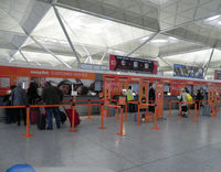 London Stansted Airport photo, click to enlarge