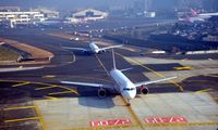  - Mumbai International, just before touchdown - by JPC