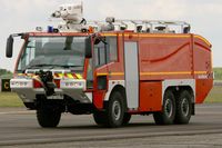  - Fire Truck display, Evreux-Fauville Air Base 105 (LFOE) - by Yves-Q