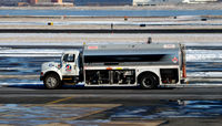  - Jet A fuel truck AO 10147 National - by Ronald Barker