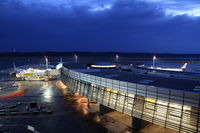  @ Vienna International Airport - Vienna International Airport - by Thomas Ranner