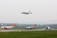  - Vienna International Airport - by Chris Jilli
