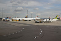  @ Vienna International Airport - Vienna International Airport - by Thomas Ranner