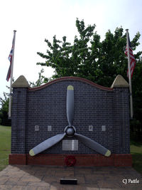  - Memorial to WWII USAF Airmen at Earl's Colne EGSR - by Clive Pattle