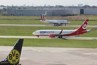 - Standing - taxiing - rolling out..... - by Holger Zengler