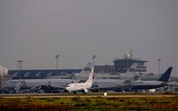  - A gnom is rolling along twy November while giants are resting on apron 1.... - by Holger Zengler