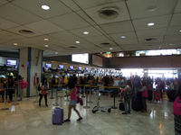  - Chaotic check-in in the old Terminal 1 - by Micha Lueck