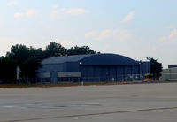  @ Richmond International Airport - Hanger Richmond - by Ronald Barker