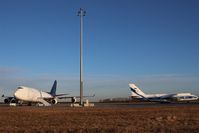  - Big Babies are filling apron 3..... - by Holger Zengler