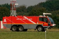  - Runway control, Brest-Bretagne airport (LFRB-BES) - by Yves-Q
