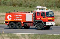  - Runway control, Brest-Bretagne airport (LFRB-BES) - by Yves-Q