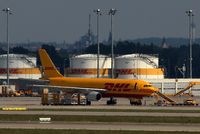  - Sunny view from visitor´s terrace to apron 5... - by Holger Zengler
