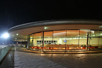  - Graz Airport - VIP-lounge @ night - by Stefan Mager
