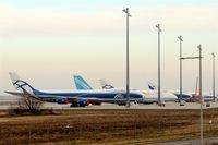  - Apron 3 is pretty crowded by widebodies... - by Holger Zengler
