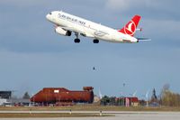  - Iron bird - bird of prey - turkish bird. Northern view over rwy 26R..... - by Holger Zengler
