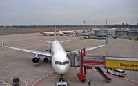  - Apron overview at gate 1 .... - by Holger Zengler