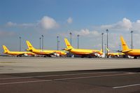  - Yellow hour on apron 4, DHL´s homeland.... - by Holger Zengler