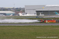 London Luton Airport photo, click to enlarge
