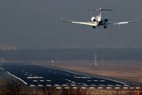  - Very final for rwy 26L... - by Holger Zengler