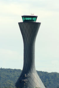 Edinburgh Airport photo, click to enlarge