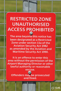 Edinburgh Airport photo, click to enlarge