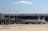  - View to stand F77 at terminal 2... - by Holger Zengler