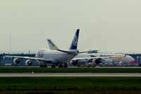  - Inbound traffic on apron 5.... - by Holger Zengler