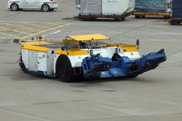 Hong Kong International Airport photo, click to enlarge